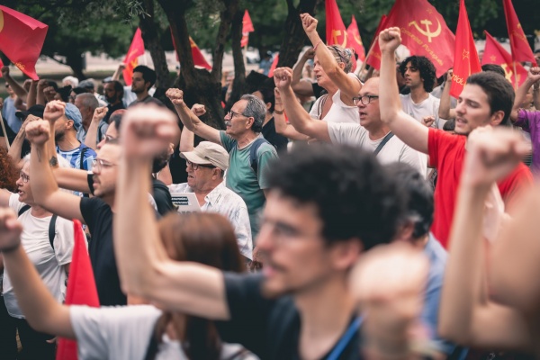 Marcha «Luta, caminho da Vitória»