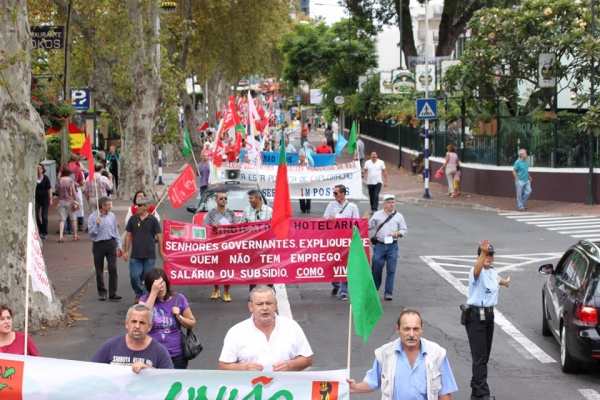 Marcha por Abril contra a exploração e o empobrecimento