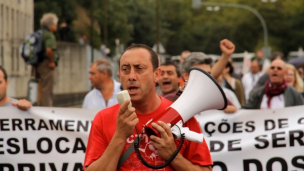 Marcha por Abril contra a exploração e o empobrecimento