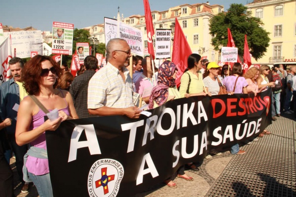 Milhares de trabalhadores da Função Pública em luta contra políticas de agressão e roubo