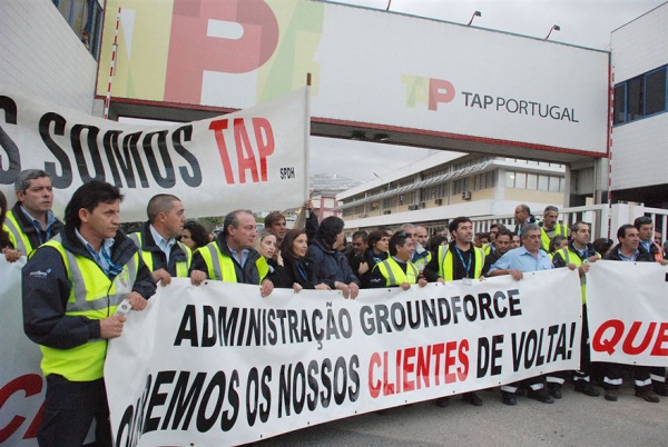 Plenário e concentração de trabalhadores do grupo TAP