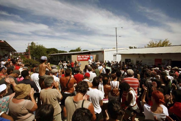 Secretário-Geral saúda os construtores da Festa do Avante!