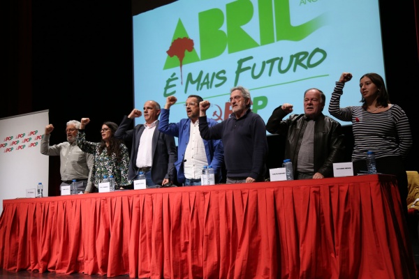 Sessão «25 de Abril uma Revolução libertadora e emancipadora. Abril é mais futuro!»