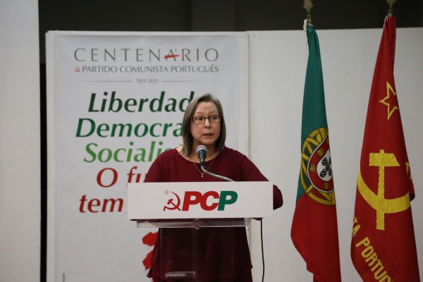 Sessão «Crianças e pais com direitos em tempos de confinamento»