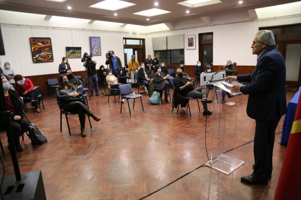 Sessão «Crianças e pais com direitos em tempos de confinamento»