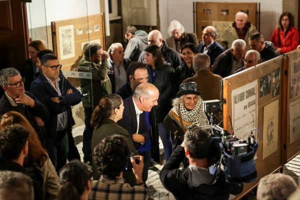 Sessão evocativa do 112.º aniversário de Álvaro Cunhal «Revolução de Abril. Transformações profundas e resistência ao processo contra-revolucionário»