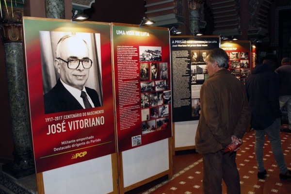 Sessão Evocativa do Centenário do Nascimento de José Vitoriano