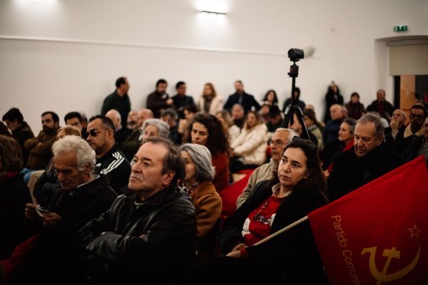 Sessão Pública «É hora de mudar e política» na Vidigueira