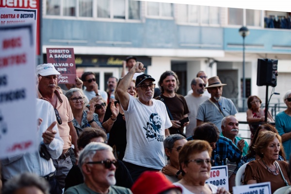 Tribuna Pública «45 anos pelo direito à Saúde. Defender, reforçar e valorizar o SNS!»