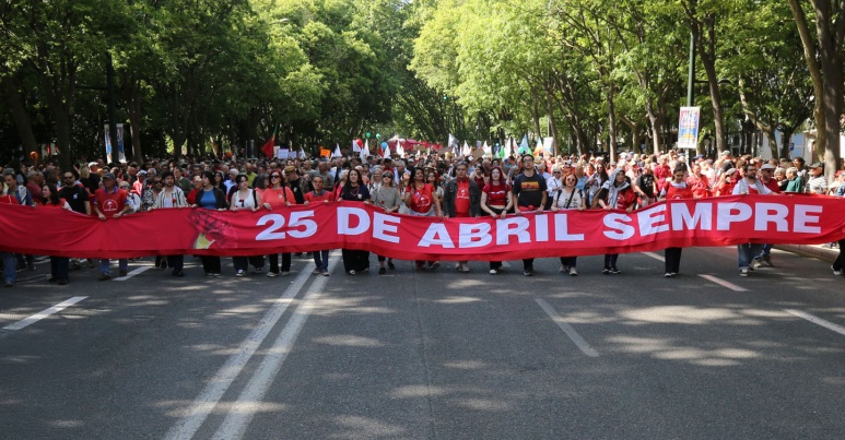 Popular celebrations of the 52nd anniversary of the April Revolution