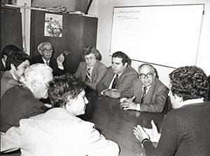 José Vitoriano participando numa reunião parlamentar da Assembleia da República, 1982